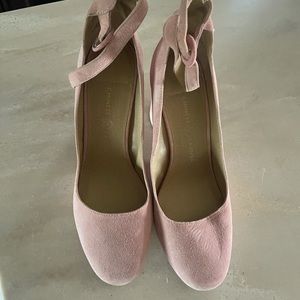 Pink velvet Chinese Laundry heel